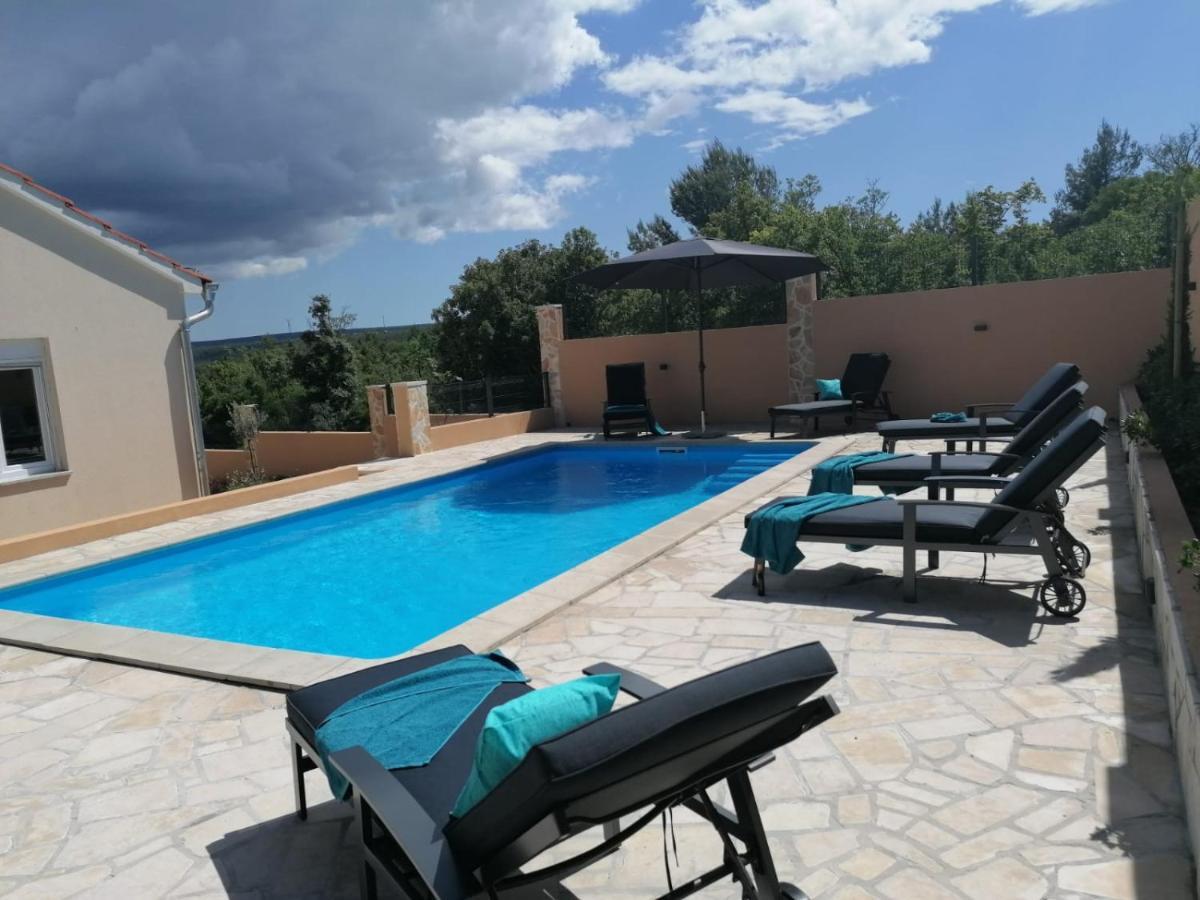 Villa Mir Pridraga Exteriör bild